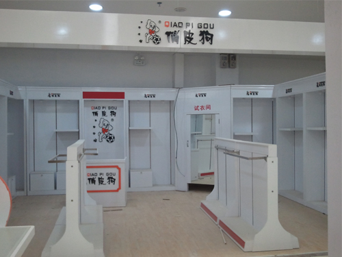 俏皮狗童裝柜，俏皮狗童裝專(zhuān)賣(mài)店展示柜