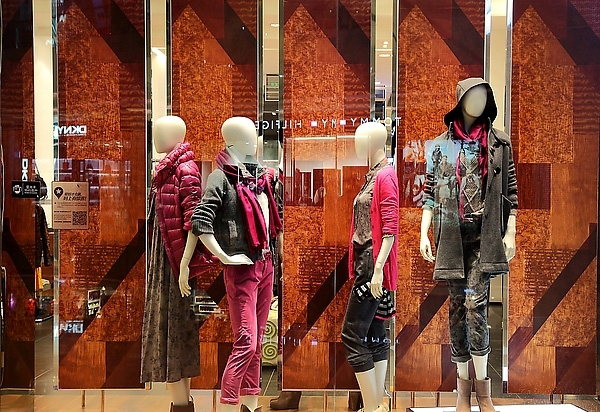 服裝店展柜效果圖